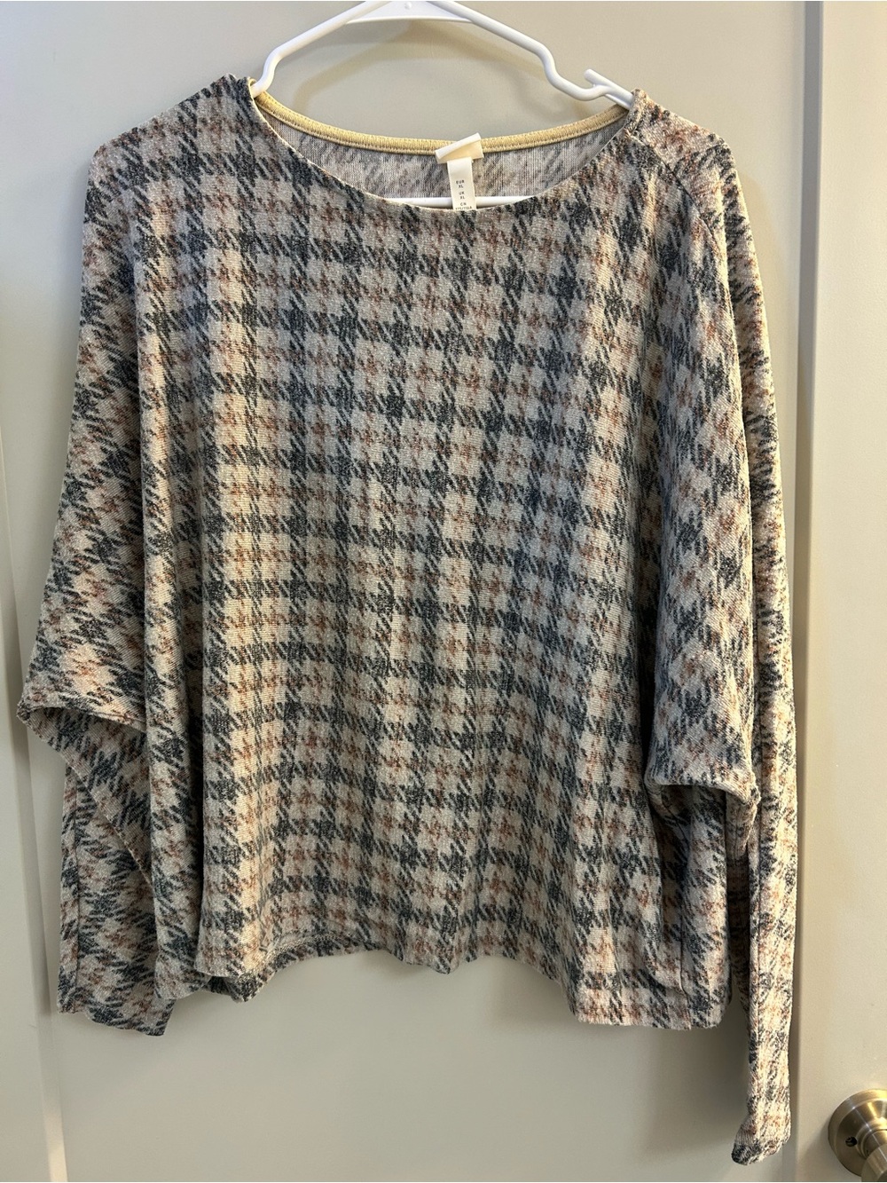 H&M Knit Top in Cream, Gray & Brown Plaid